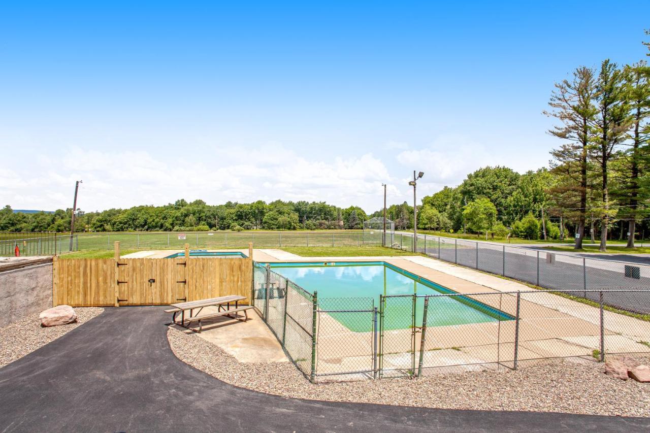 Penn Forest Paradise Albrightsville